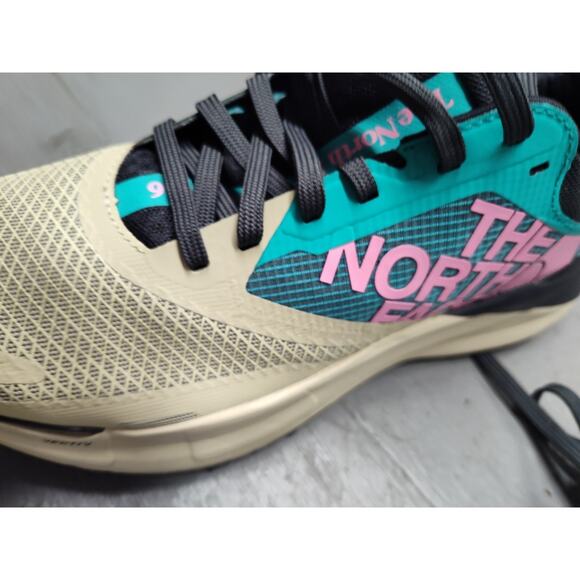 The North Face Women’s VECTIV Enduris 3 Trail Running Shoes – Size US 10 – NEW - Picture 13 of 13
